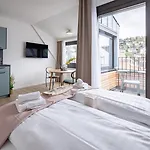 Limehome Elsenhansstr * שטוטגרט
