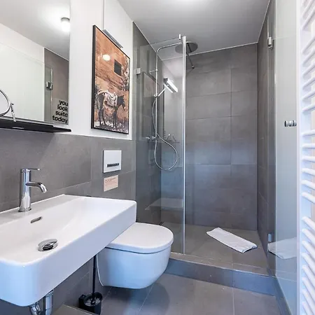 Limehome Elsenhansstr Estugarda